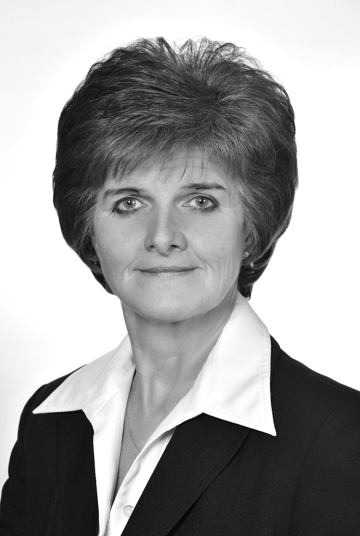 Pribojszkiné Emri Gabriella